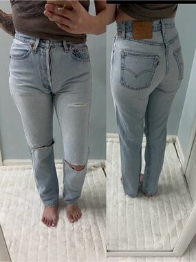 Vintage Levis 501 Jeans Light Faded Blue 24 25